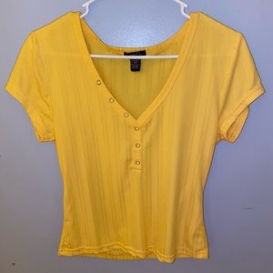 Yellow short sleeve shirt